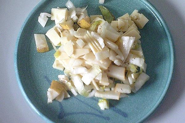 Cheese Salad with Pears and Chicory