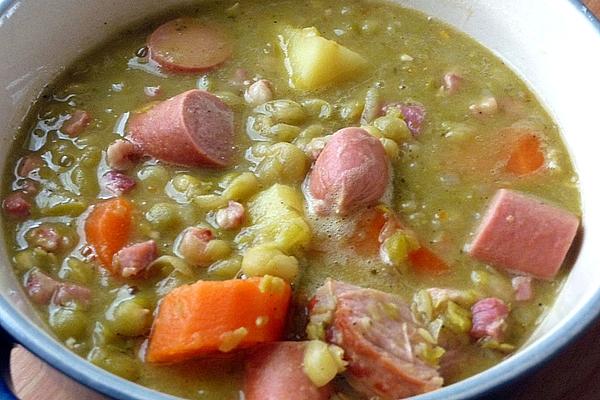 Chica`s Pea Soup with Root Vegetables
