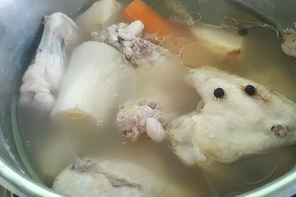 Chicken and Vegetable Broth