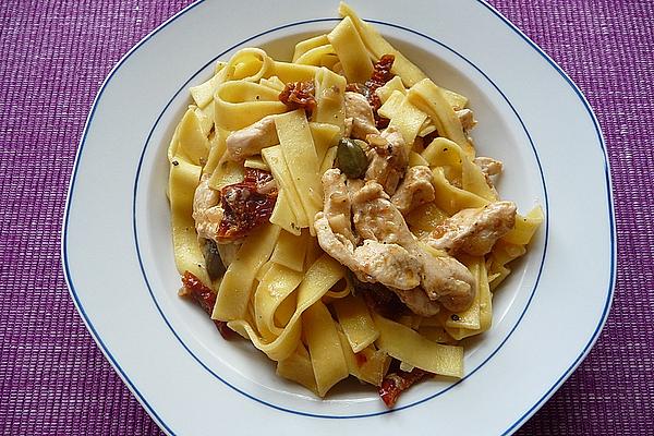 Chicken Breast Fillet with Sun-dried Tomatoes and Ribbon Noodles