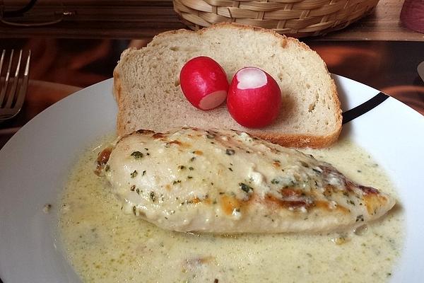 Chicken Breast in Thyme Sauce