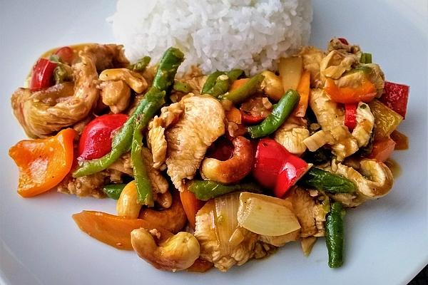 Chicken Breast with Cashew Nuts