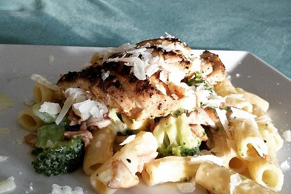 Chicken Breast with Noodles in Broccoli, Bacon and Cheese Sauce