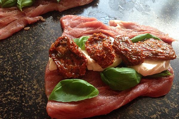Chicken Breast with Parma Ham and Sundried Tomatoes