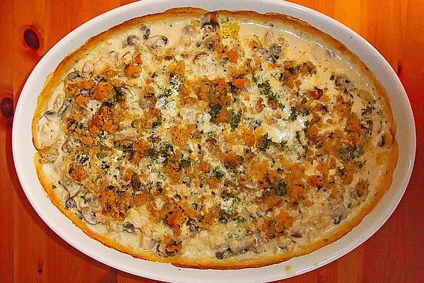 Chicken Gratin with Mushrooms and Herb Crust
