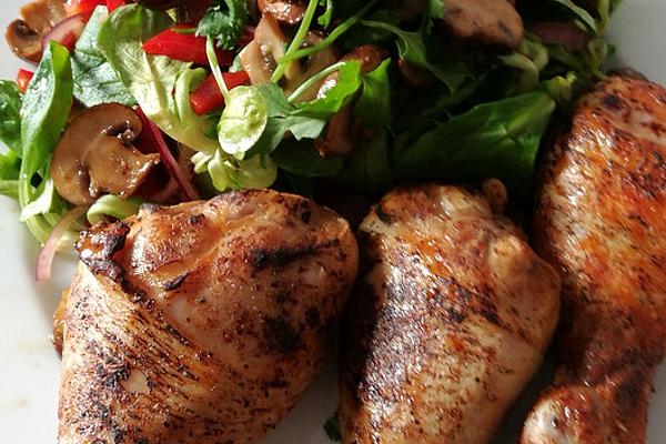 Chicken Legs with Honey-almond Mushrooms and Asian Lamb`s Lettuce