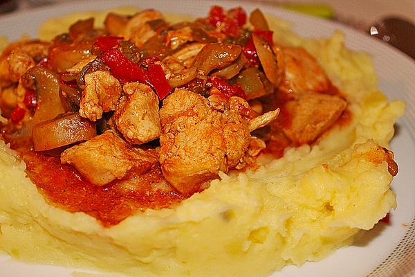 Chicken Sauté with Mashed Potatoes and Vegetables