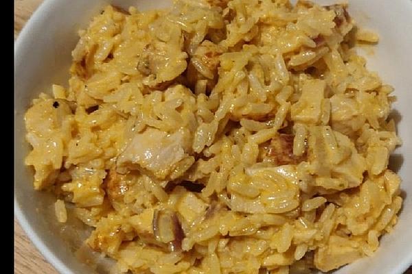 Chicken with Korma Sauce and Rice