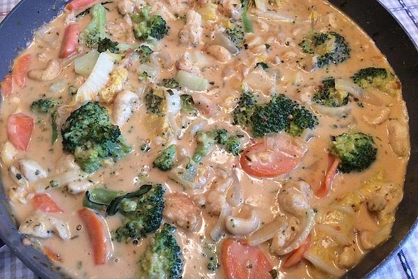 Chicken with Vegetables in Coconut-peanut Sauce