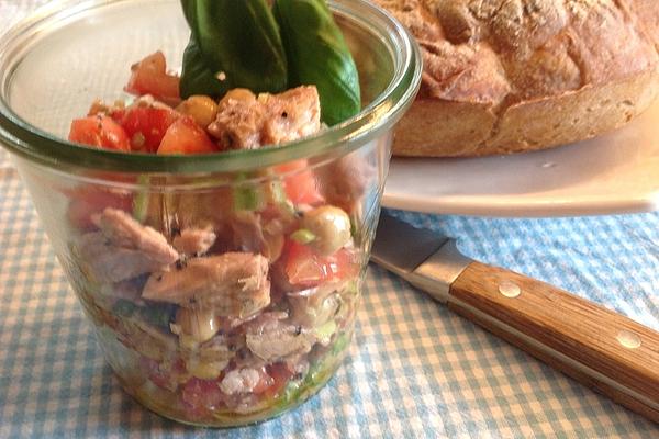 Chickpea Salad with Tomatoes and Tuna