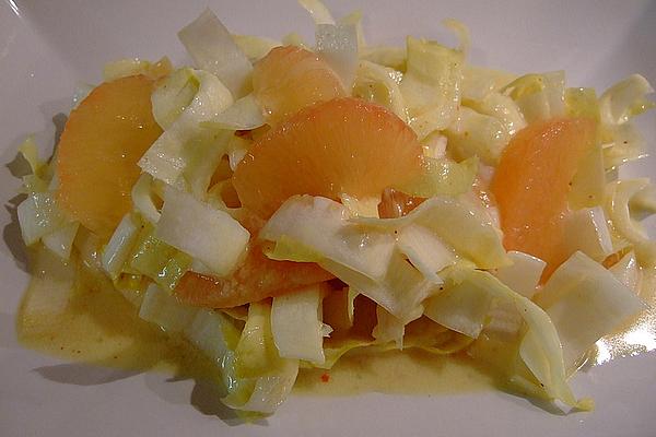 Chicory Salad with Grapefruit in Yogurt Sauce