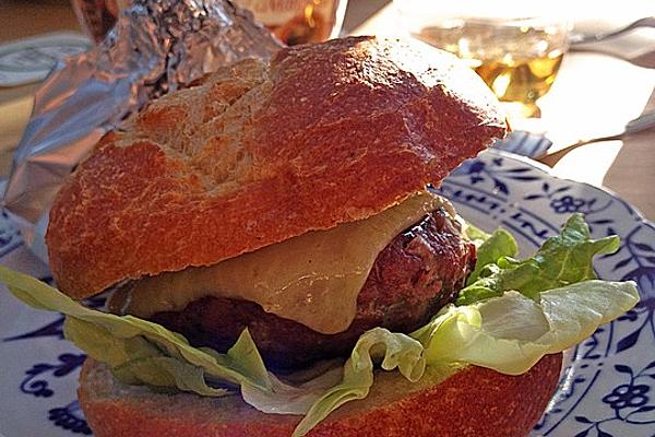 Chili Cheeseburger