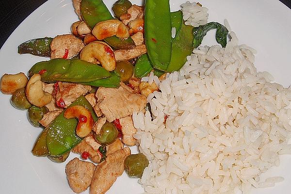 Chili Chicken with Thai Basil and Cashews