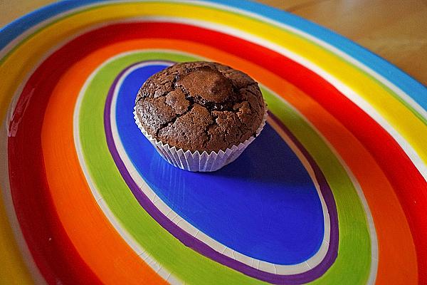 Chocolate Muffins with Liquid Chocolate Core