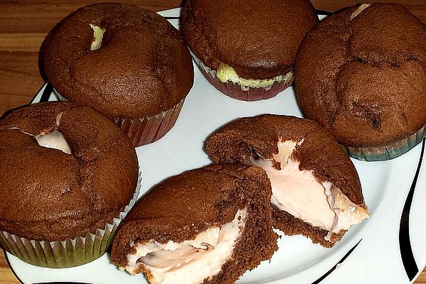 Chocolate Muffins with Pudding Filling