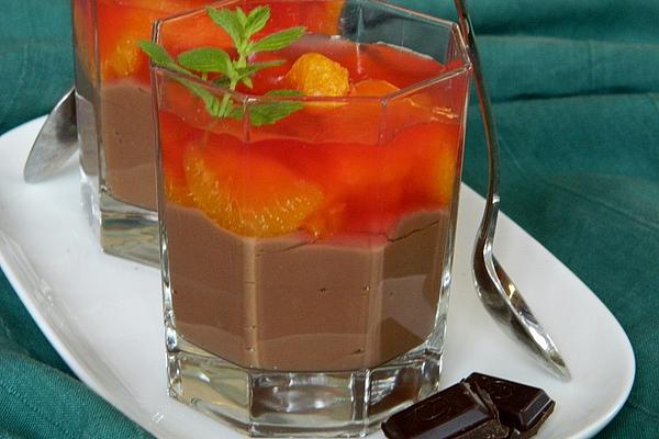 Chocolate Pudding with Tangerine Topping