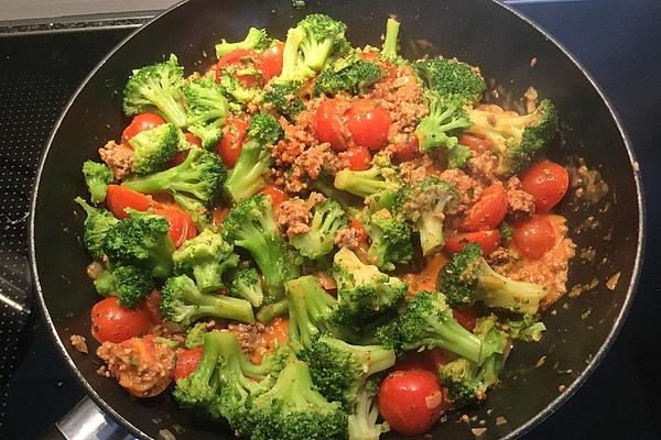 Chop Broccoli Pan
