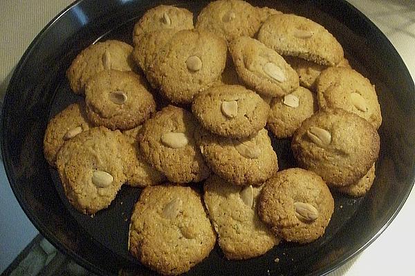 Christmas Nut Cookies