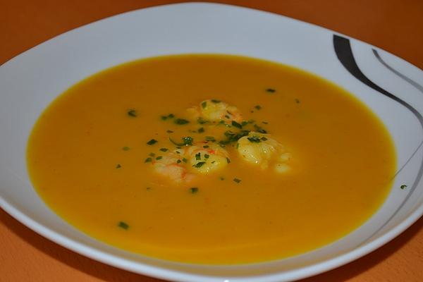 Claudio`s Pumpkin and Vegetable Soup with Prawns