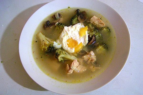 Clear Chinese Chicken Soup with Egg