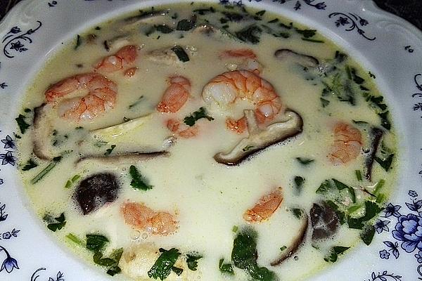 Coconut Lemongrass Soup with Prawns