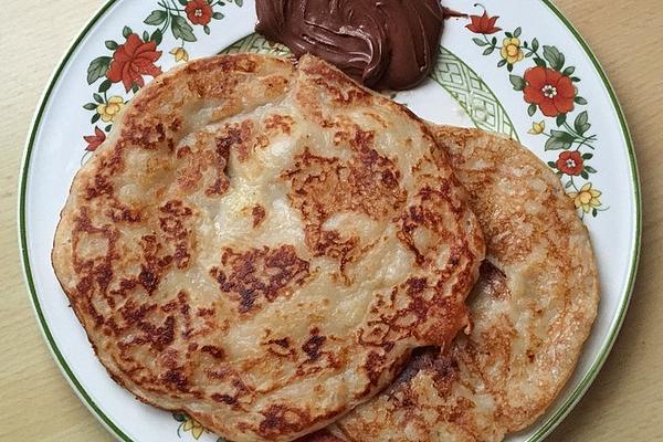 Coconut Milk and Banana Pancakes