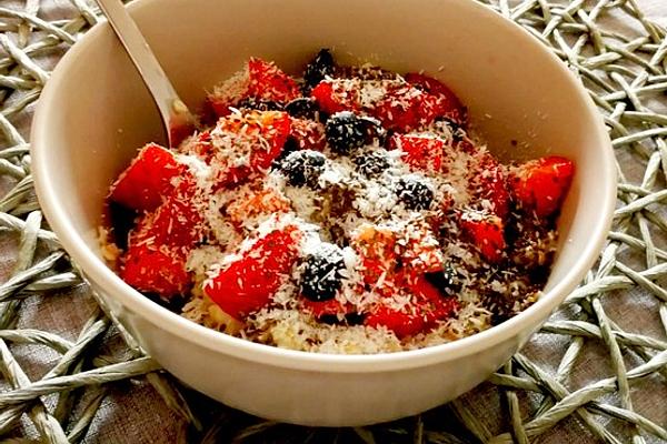 Coconut Porridge with Berry Topping