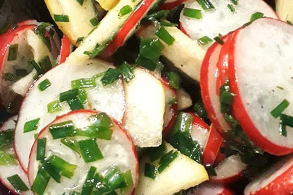 Colorful Radish and Apple Salad