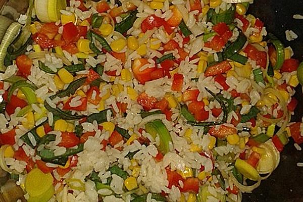 Colorful Rice Salad with Leek, Corn and Paprika