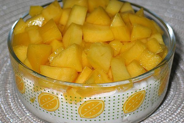 Cottage Cheese with Mango and Honey