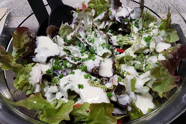 Cream and Herb Dressing