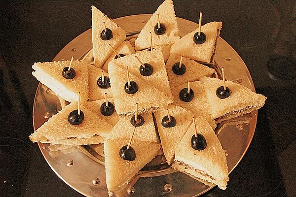 Cream Cheese – Olives – Canapes