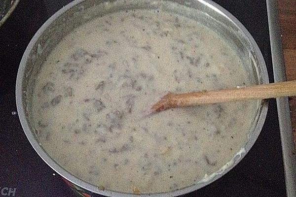 Cream Of Cauliflower Soup with Minced Meat