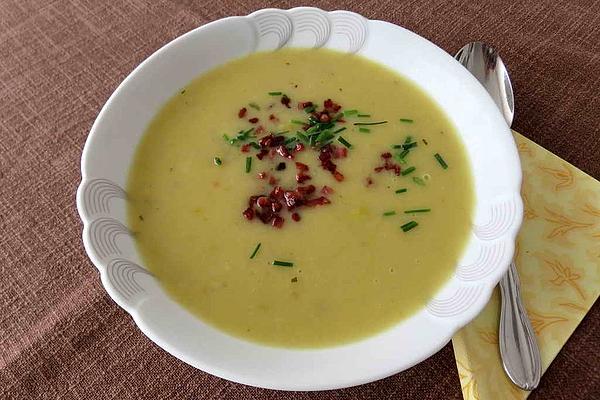 Cream Of Leek Soup with Ham and Garlic