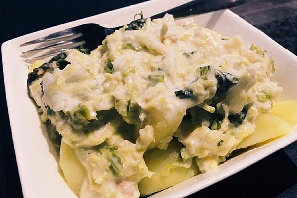 Cream Savoy Cabbage with Potatoes and Nutmeg
