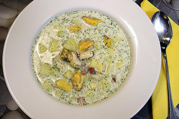 Creamy Clam Soup with Dill