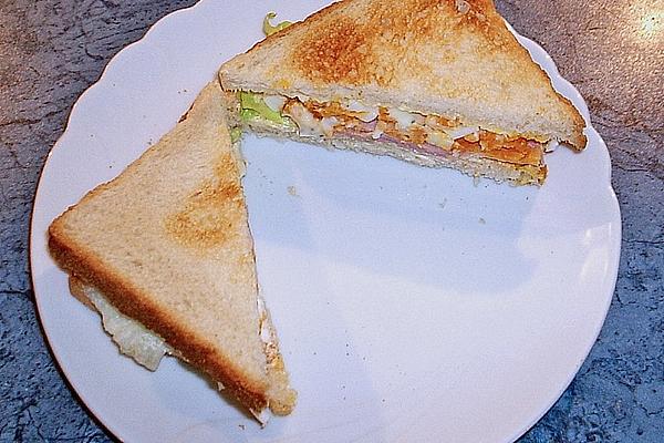 Creamy Egg Sandwich