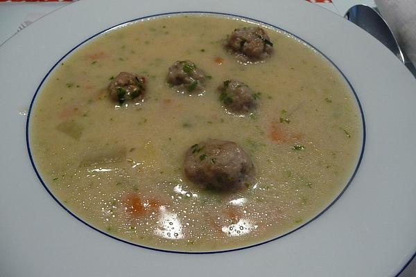 Creamy Kohlrabi Soup with Meatballs