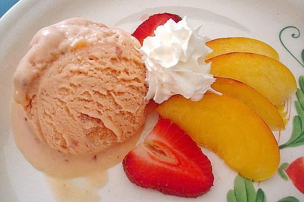 Creamy Peach Ice Cream