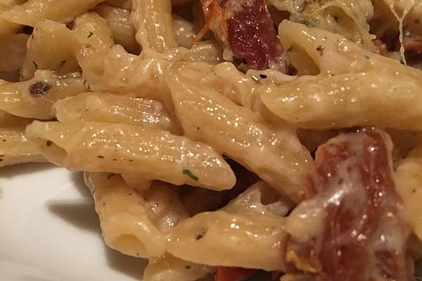 Creamy Penne with Sun-dried Tomatoes