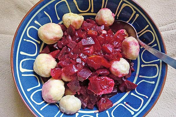 Crumbly Mustard Dumplings with Beetroot Vegetables