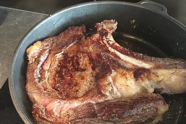 Côte De Boeuf from Pan with Rosemary, Garlic and Herb Butter