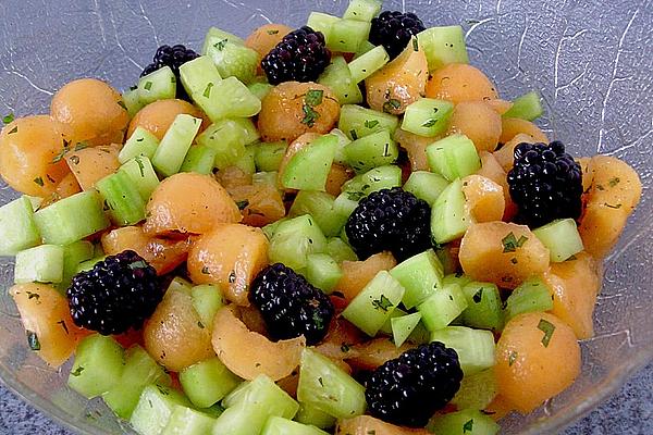 Cucumber – Melon Salad with Blackberries