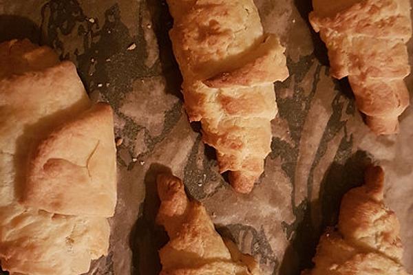 Curd Puff Pastry Croissants