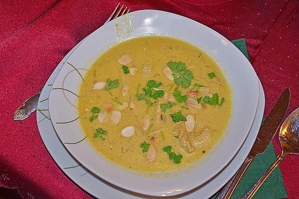 Curry Cream Soup with Flaked Almonds