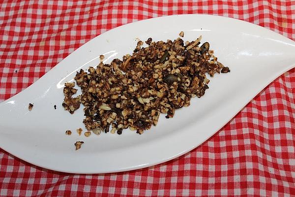 Delicious Nut and Seed Muesli