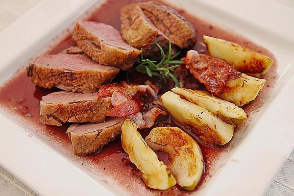 Duck Breast with Fried Apples and Red Wine Sauce