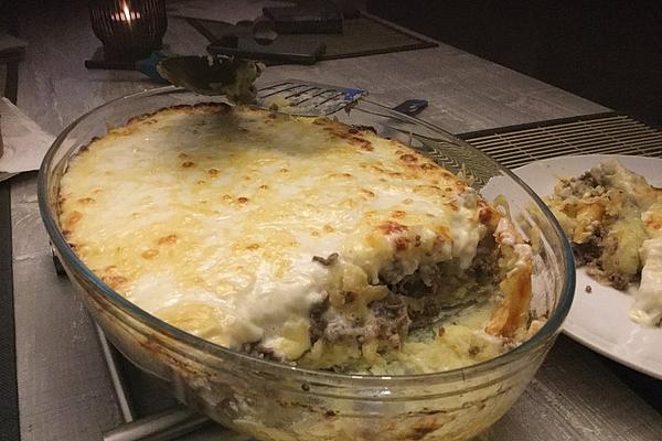 Dumpling Casserole with Minced Meat and Sauerkraut