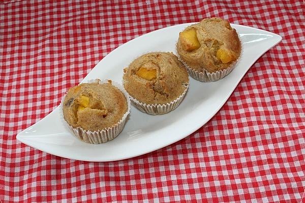 Easy and Quick Muffins with Peaches