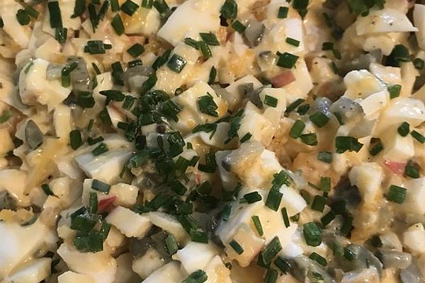Egg Salad with Apple and Capers